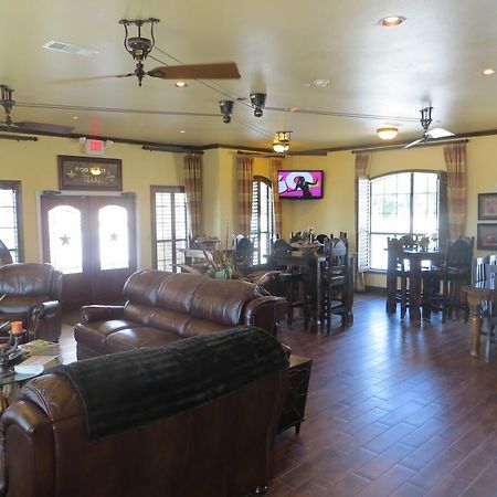 Hotel Texas Cuero Bagian luar foto