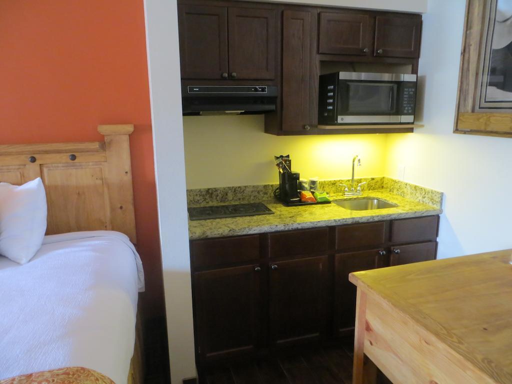 Hotel Texas Cuero Bagian luar foto
