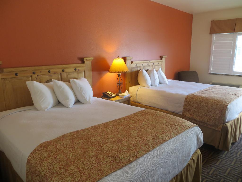 Hotel Texas Cuero Bagian luar foto